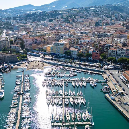 La Casa Di Carlotta *