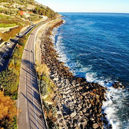 Appartement La Casa Di Carlotta San Remo