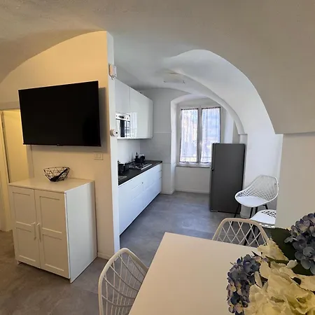 La Casa Di Carlotta Apartment *